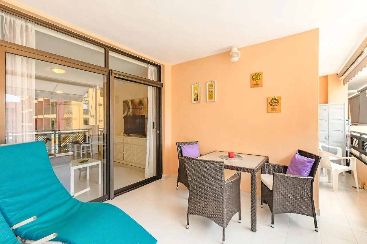 Aircon Lovely 2 Bedroom Apartment Close To Ocean Puerto de Santiago  Spain